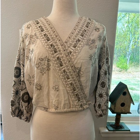 Free people heavily Embroidered V-Neck Boho Top puff sleeve top xs - Picture 5 of 16